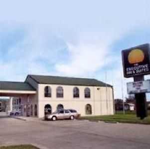 La Grange Executive Inn&Suites Extérieur photo